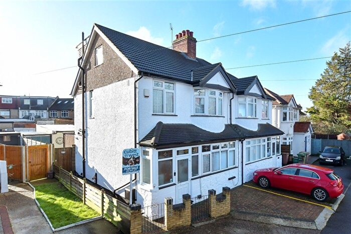 4 Bedroom Semi Detached House For Sale In Headley Avenue, Wallington, Surrey, SM6