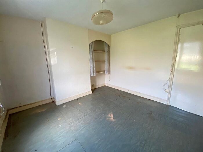 2 Bedroom End Of Terrace House For Sale In Dukes Way, Malvern, WR14