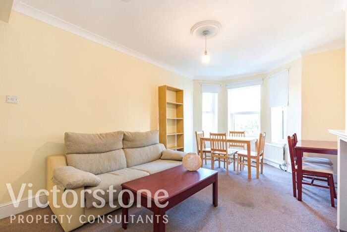 4 Bedroom Apartment To Rent In Camden Street, Camden, London, NW1