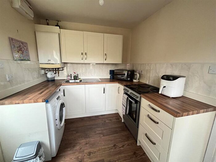 2 Bedroom Detached Bungalow For Sale In Repton Road, Hartshorne, Swadlincote, DE11