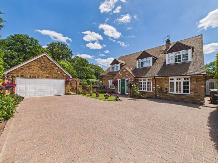 5 Bedroom Detached House For Sale In Chilcote Lane, Little Chalfont, Amersham, Buckinghamshire, HP7