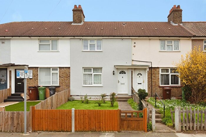 2 Bedroom Terraced House For Sale In Lambourne Road, Barking, IG11