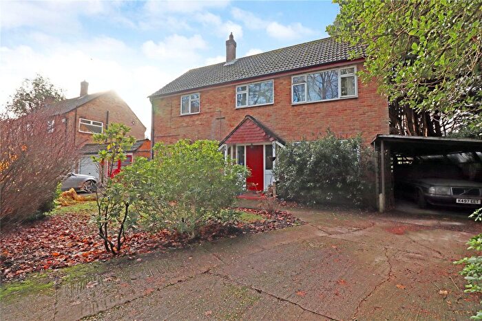 4 Bedroom Detached House For Sale In Woking, Surrey, GU22