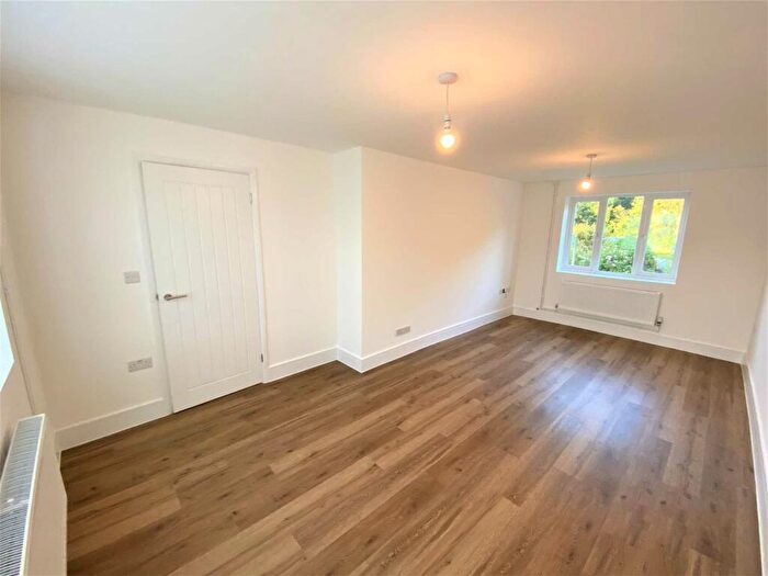 2 Bedroom Semi-Detached House To Rent In Station Road, Adisham, CT3