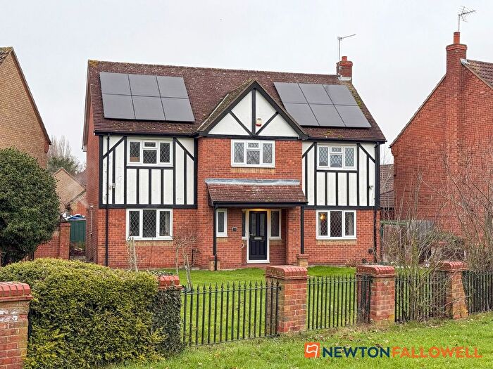 5 Bedroom Detached House For Sale In Beacon Hill Road, Newark, NG24