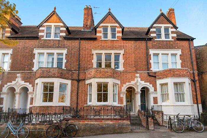 4 Bedroom Terraced House For Sale In Longworth Road, Oxford, OX2