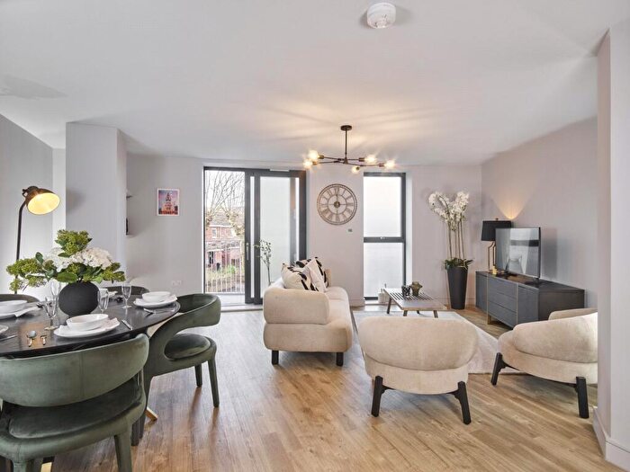 2 Bedroom Apartment For Sale In Wills House, Factory No., East Street, Bedminster, Bristol, BS3