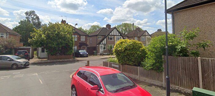 3 Bedroom Semi-Detached House To Rent In Weald Lane, Harrow, HA3