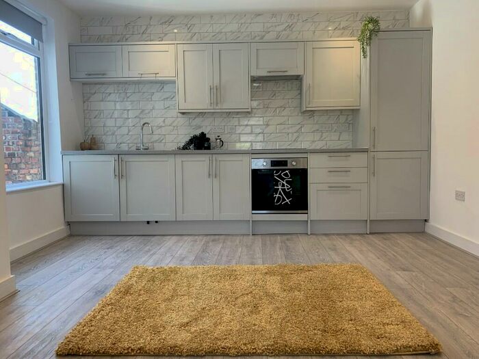 2 Bedroom Flat To Rent In Granville Road, Liverpool, Merseyside, L19