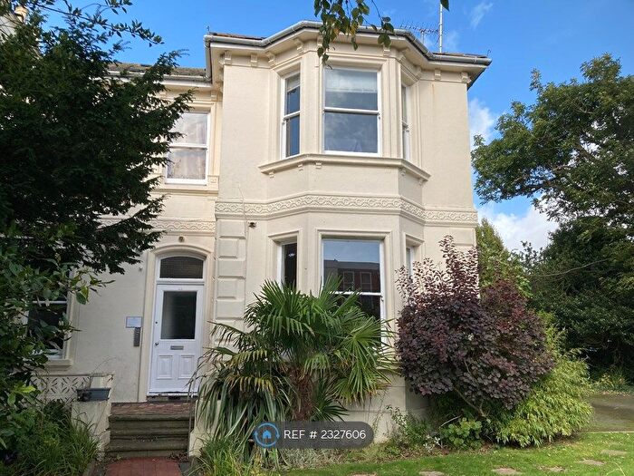 1 Bedroom Flat To Rent In Shelley Road, Worthing, BN11