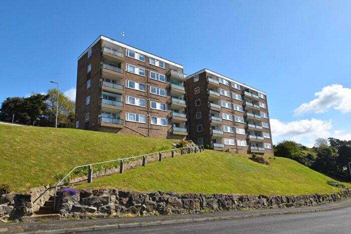 2 Bedroom Flat For Sale In Collingwood Rise, Folkestone, CT20