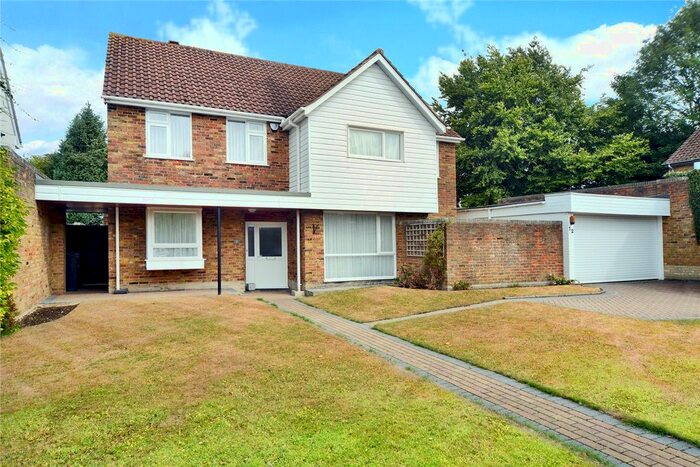 4 Bedroom Detached House To Rent In Beechfield, Banstead, Surrey, SM7