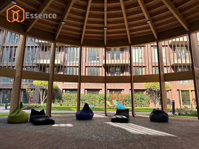 2 Bedroom Flat To Rent In Apartment, Bromsgrove Street, B5