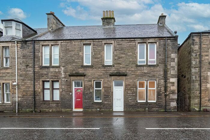2 Bedroom Flat For Sale In Appin Crescent, Dunfermline, KY12