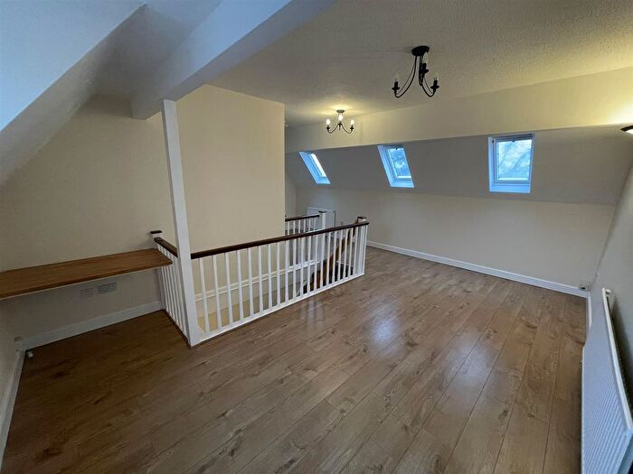 2 Bedroom Detached House To Rent In Chantry Gate, Bishops Cleeve, Cheltenham, GL52