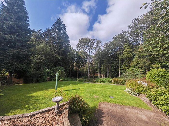 3 Bedroom Detached House To Rent In Five Ashes, Mayfield, TN20