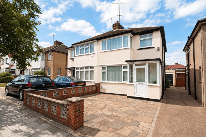 4 Bedroom Semi-Detached House For Sale In Welbeck Road, Harrow, Middlesex, HA2
