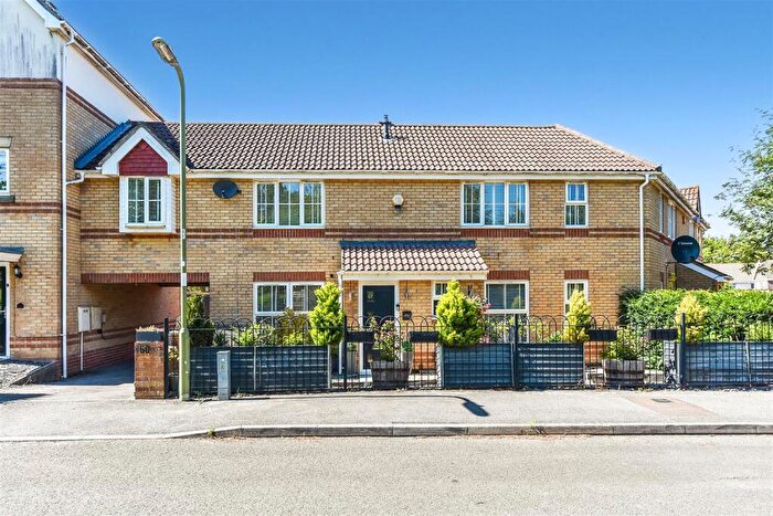 4 Bedroom House For Sale In Berry Way, Andover, SP10