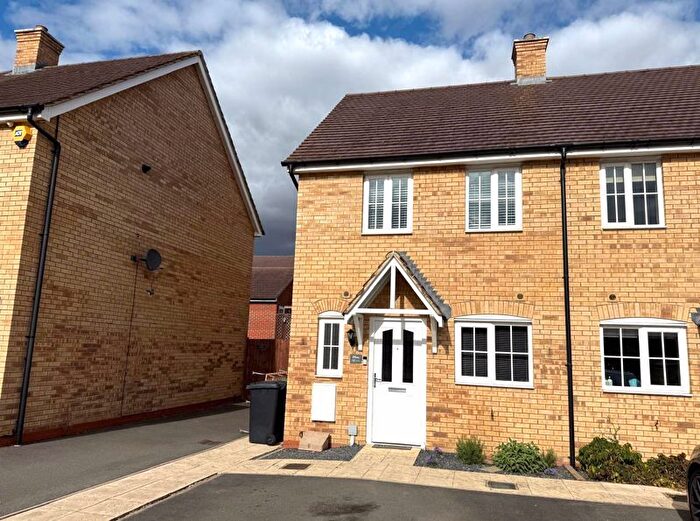 2 Bedroom Terraced House To Rent In Fiona Way, Bedford, MK41