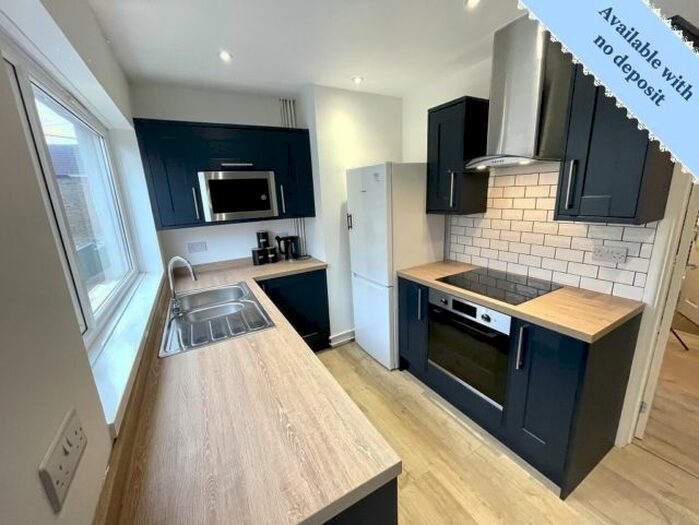 2 Bedroom Bungalow To Rent In Versil Terrace, Loughor, Swansea, SA4