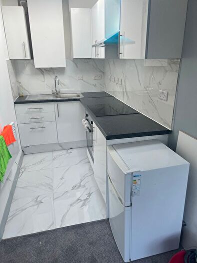 1 Bedroom Flat To Rent In Easterly Road, Leeds, LS8