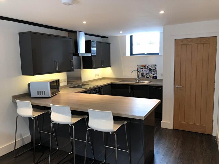 3 Bedroom Apartment To Rent In -Bed Apartment, The Courtyard St Annes Well Mews, Lower North Street, Exeter, EX4