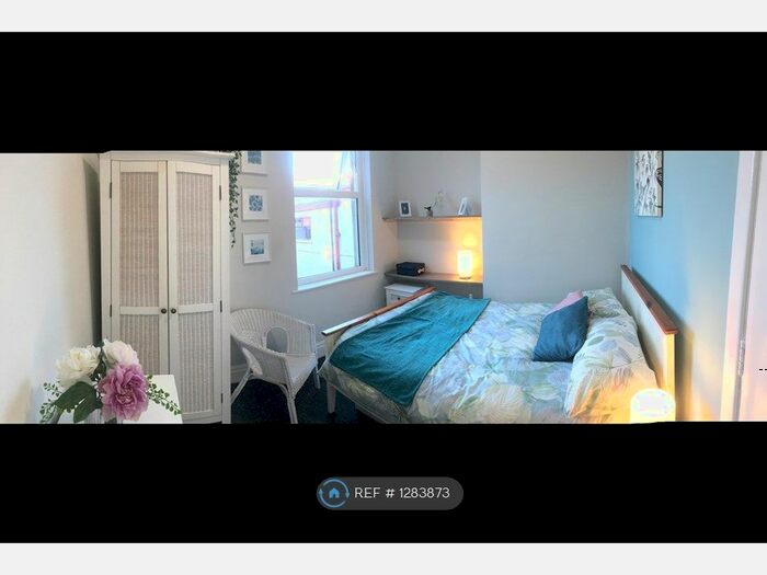 1 Bedroom Flat To Rent In Coronation Street, Blackpool, FY1