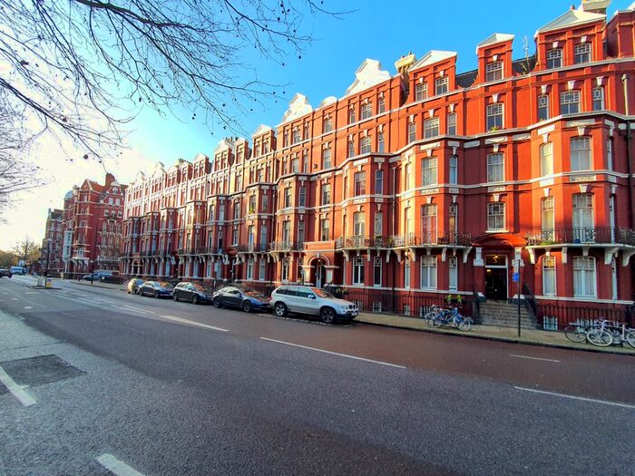 1 Bedroom Flat To Rent In Oxford &amp; Cambridge Mansions, Old Marylebone Road, Marylebone, NW1