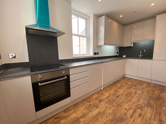 2 Bedroom Apartment To Rent In Portland Mews, Leamington Spa, CV32