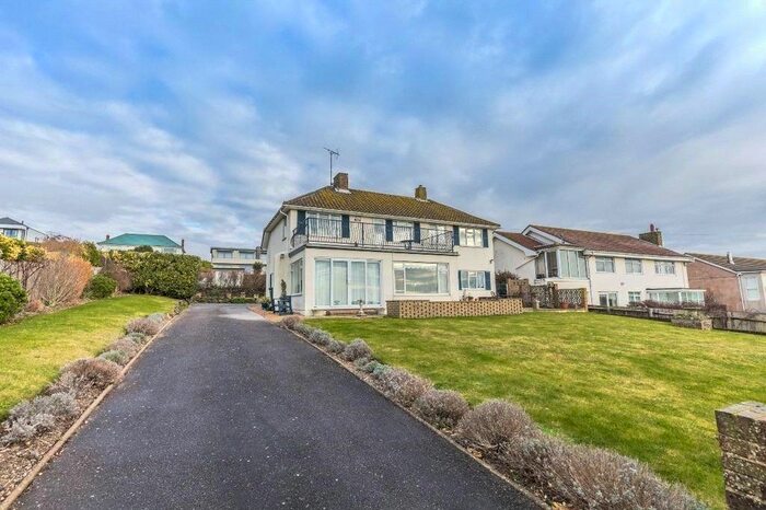 4 Bedroom Detached House To Rent In Roedean Way, Brighton, East Sussex BN2
