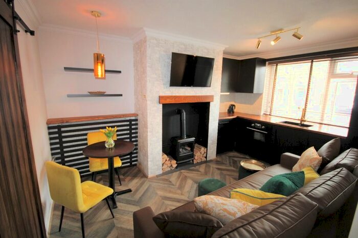 1 Bedroom Flat To Rent In Brook Street, York, YO31