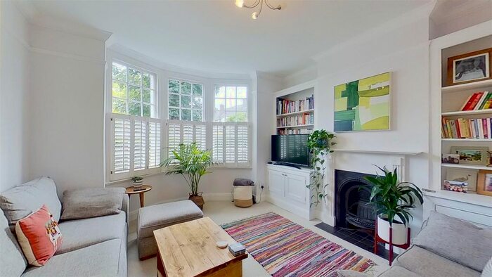 2 Bedroom Maisonette To Rent In Swaby Road, London, SW18