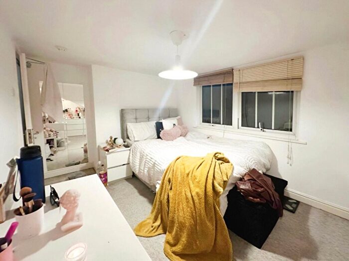 5 Bedroom Terraced House To Rent In Southampton, Hampshire, SO14