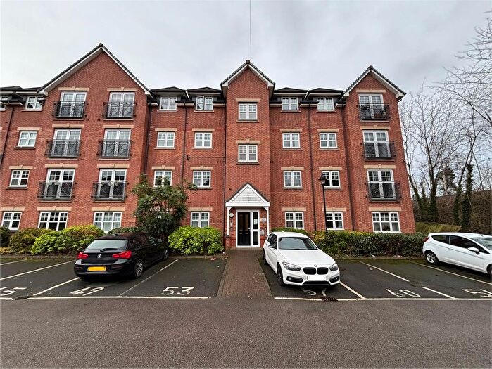 2 Bedroom Flat To Rent In Shearwater House, Fog Lane, Manchester, M19