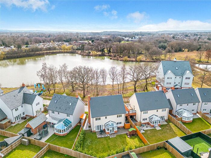 4 Bedroom Detached House For Sale In Lakeview Lane, Mytchett, Camberley, Surrey, GU16