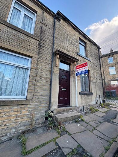 2 Bedroom Terraced House To Rent In Cobden Street, Bradford, West Yorkshire, BD15