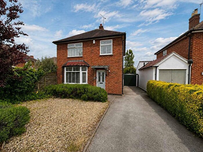 3 Bedroom Detached House For Sale In Bentinck Avenue, Tollerton, Nottingham, NG12