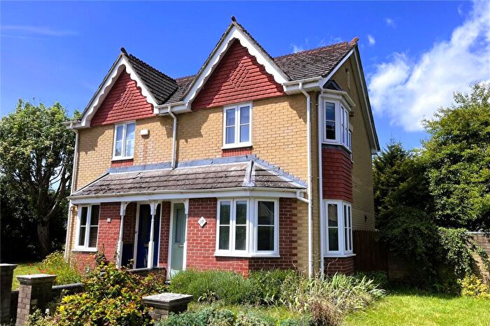 2 Bedroom Semi-Detached House For Sale In Roosevelt Drive, Headington, Oxford, OX3