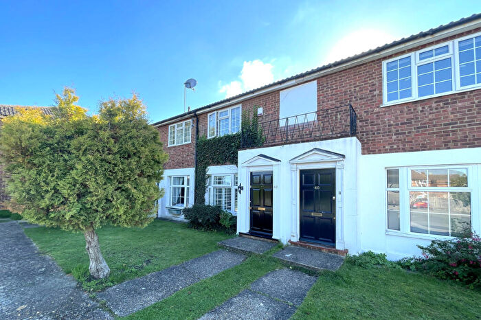 3 Bedroom Terraced House To Rent In London Road, Ewell, KT17