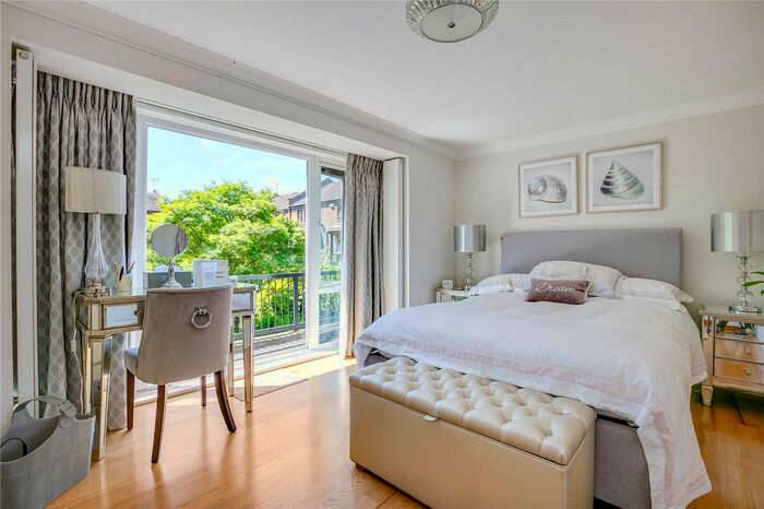 4 Bedroom Terraced House To Rent In Cheryls Close, London, SW6