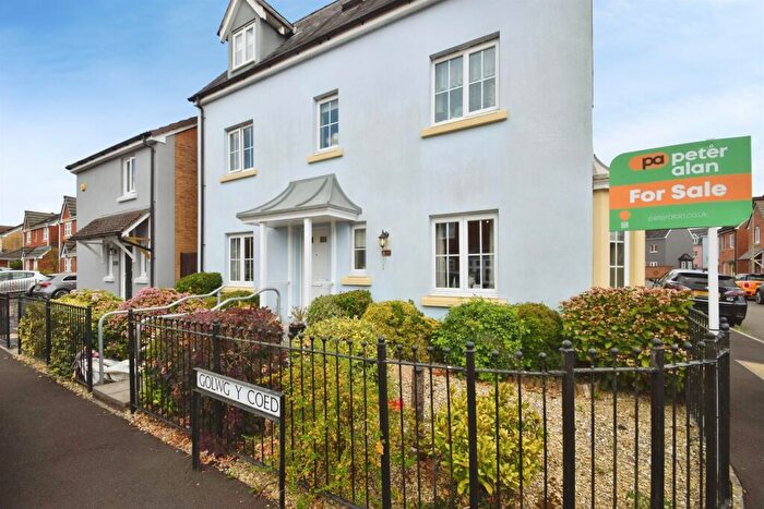4 Bedroom Detached House For Sale In Golwg Y Coed, Birchgrove, Swansea, SA7