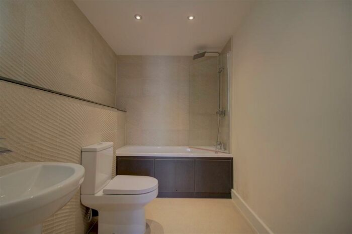 2 Bedroom Apartment To Rent In West Africa House, Water Street, Liverpool, L2