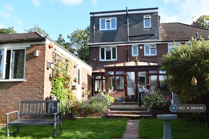 4 Bedroom Semi Detached House To Rent In Warren Road, Orpington, BR6