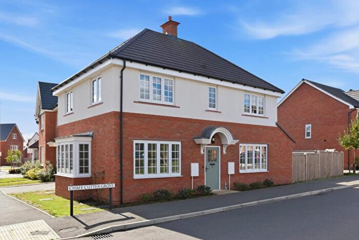 4 Bedroom Detached House For Sale In Chaff Cutter Grove, Stratford-upon-Avon, CV37