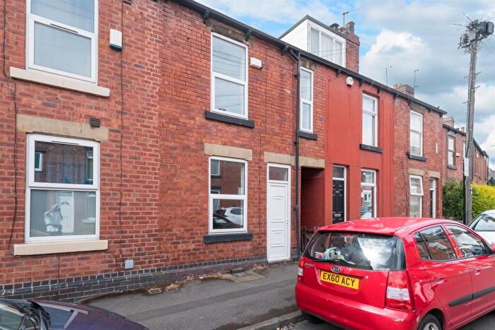 3 Bedroom Terraced House To Rent In Eastwood Road, Sheffield, S11