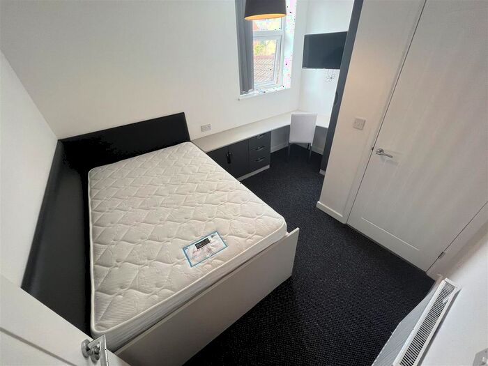 5 Bedroom End Of Terrace House To Rent In Humber Avenue, Coventry, CV1
