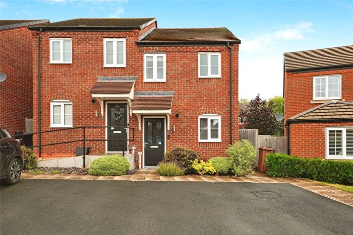 2 Bedroom Semi-Detached House For Sale In Ypres Way, Evesham, Worcestershire, WR11