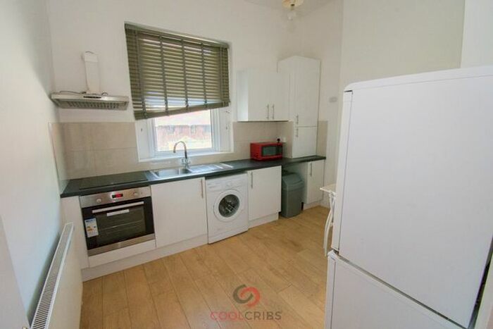 2 Bedroom Flat To Rent In Caledonian Road, London, N1