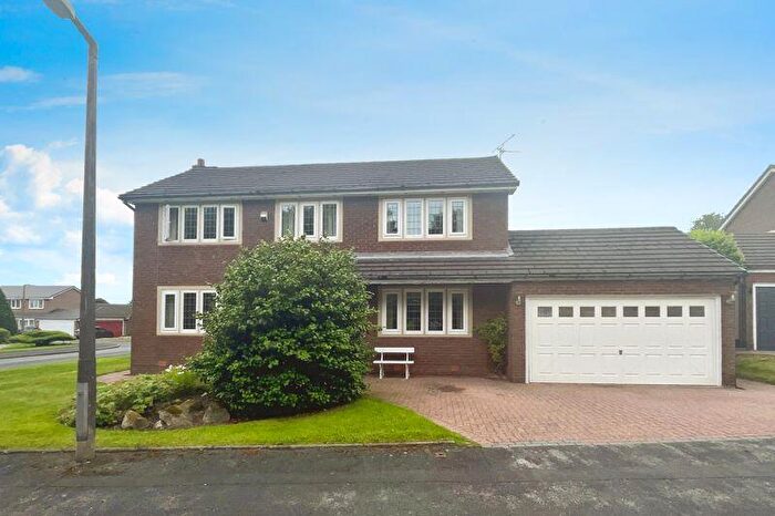 4 Bedroom Detached House For Sale In Mallowdale Close, Lostock, BL1