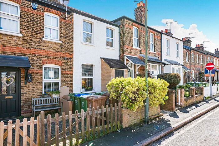 2 Bedroom Terraced House For Sale In Woodside Road, Sidcup, DA15